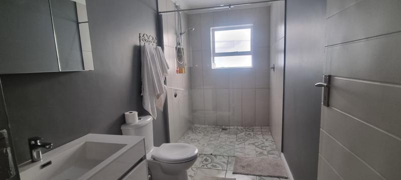 To Let 1 Bedroom Property for Rent in Dana Bay Western Cape